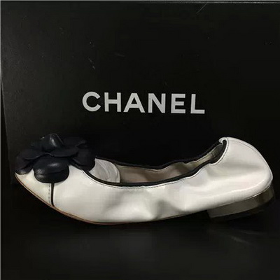 CHANEL Shallow mouth flat shoes Women--146